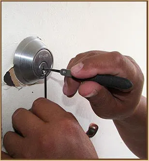 	Locksmith Of San Antonio  San Antonio, TX 210-780-6544